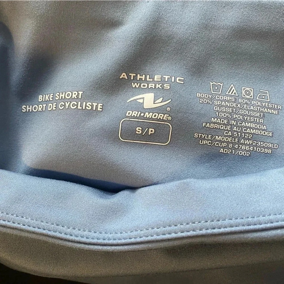💚 Athletic works - Blue bike short with cell phone pockets - small - Picture 6 of 6